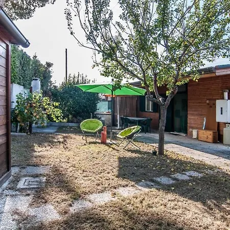 Holiday House Sunrise Sperlonga- Giardino-50M Mare-Park Gratuito E Portico Exterior photo