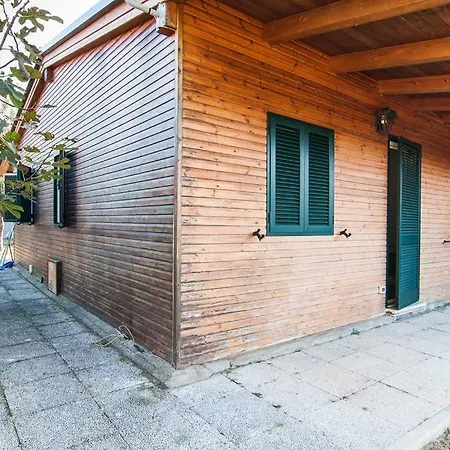 Holiday House Sunrise Sperlonga- Giardino-50M Mare-Park Gratuito E Portico Exterior photo