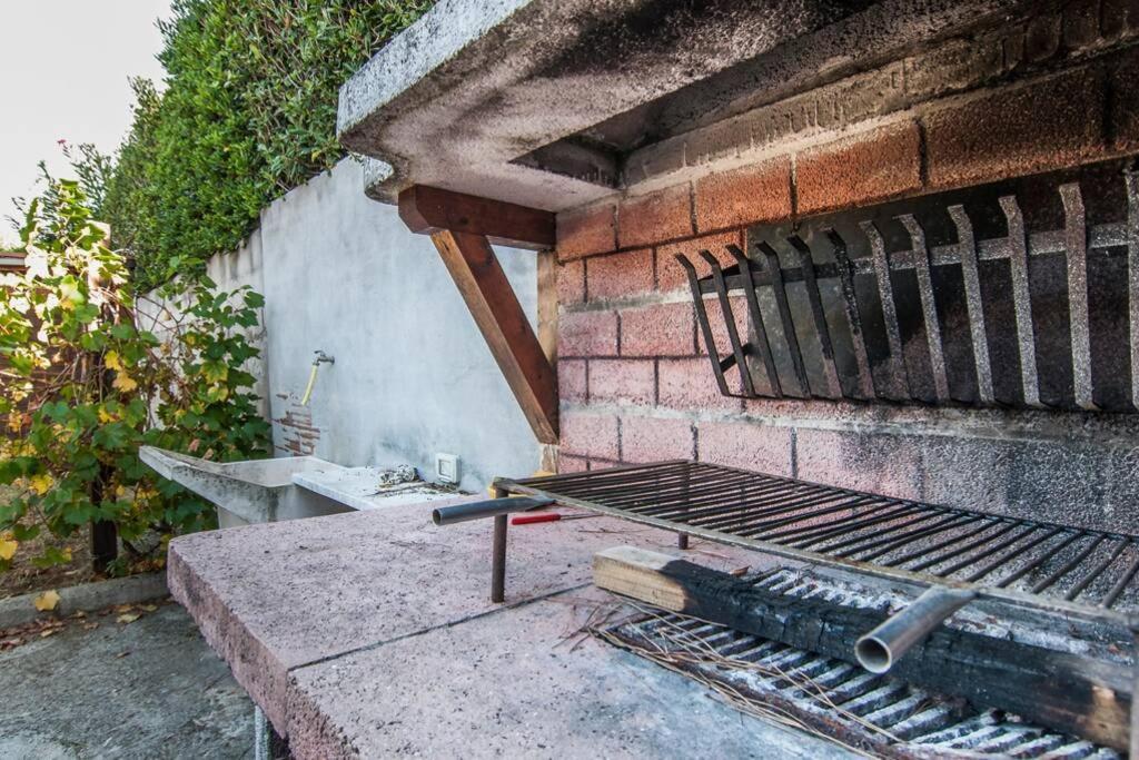 House Sunrise Sperlonga- Giardino-50m Mare-park Gratuito E Portico *